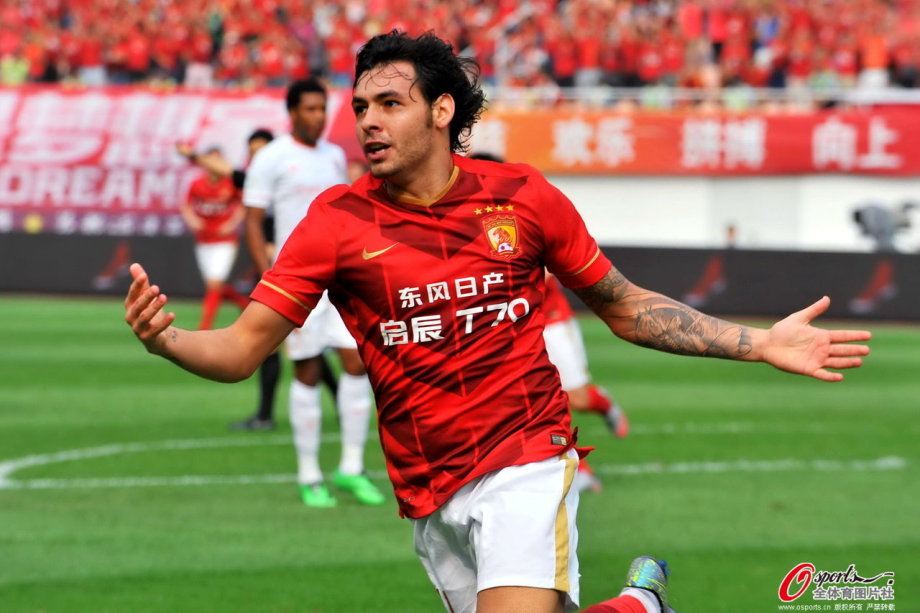 朝の光を感しじて吉他指弹 朝の光を感しじて吉他指弹