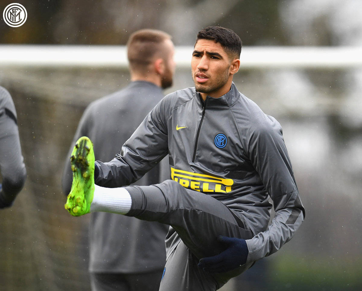 关于今晨体能课后，波尔图造点机会备战欧冠，管理层满意，球探报告显示潜力的信息