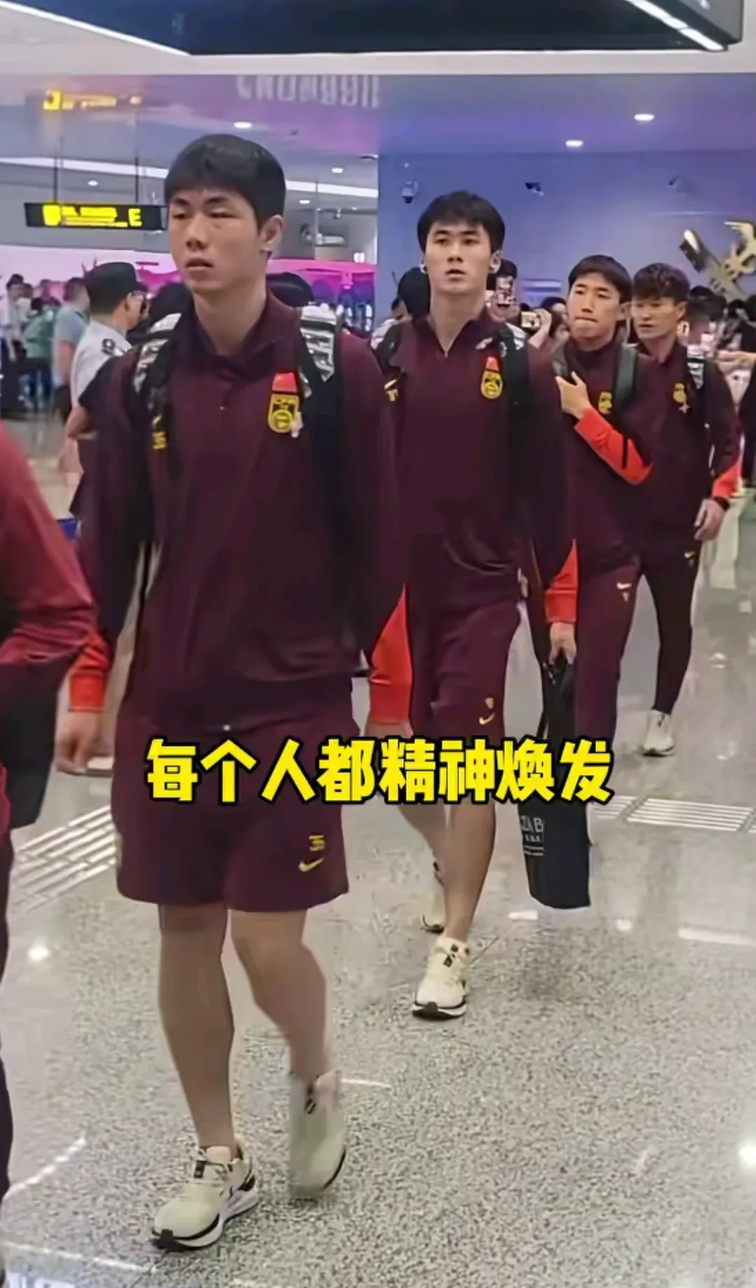 包含足总杯清晨再迎强敌，广东宏远再遭质疑，主帅态度——信心回归，心理建设被强调的词条